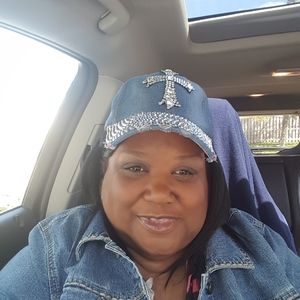 Meet your Posher, Linda louise